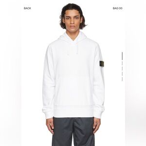 Authentic STONE ISLAND
White Classic Hoodie
Size M
Like new !